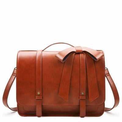 Giulia™ | The knot bag with timeless elegance