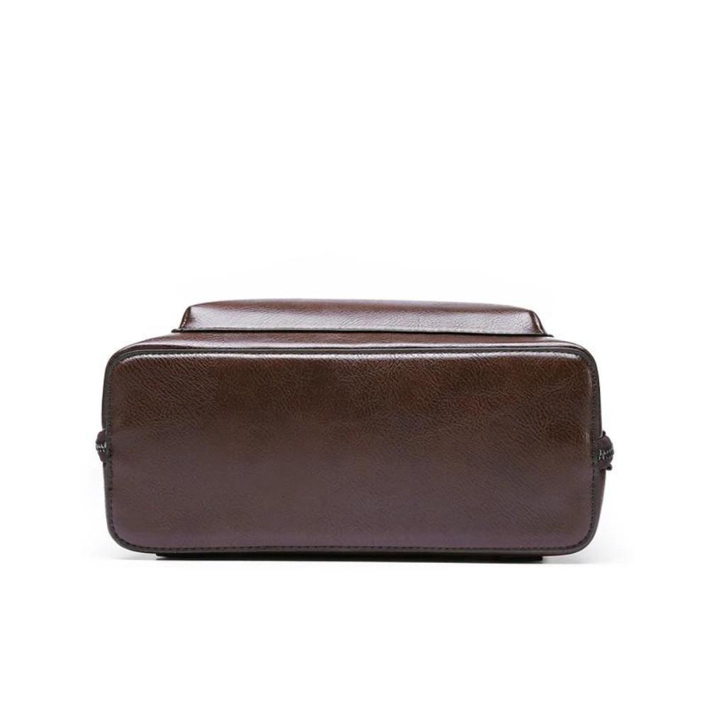 Stella | Classic double zip backpack with essential design