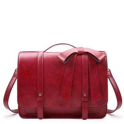 Giulia™ | The knot bag with timeless elegance
