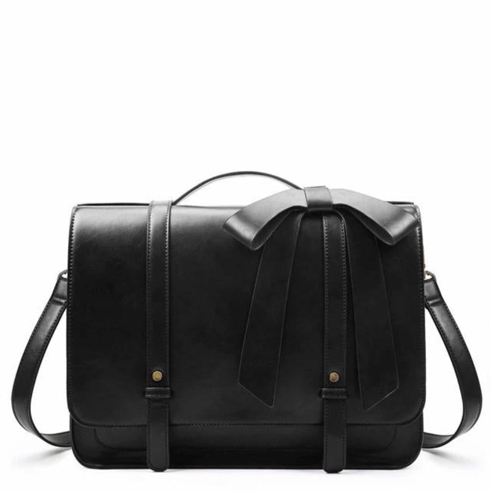 Giulia™ | The knot bag with timeless elegance