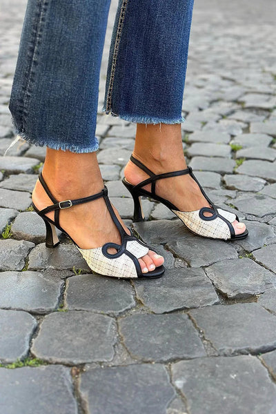 ISABELLA | MEDIUM HEEL SANDALS IN RETRO STYLE