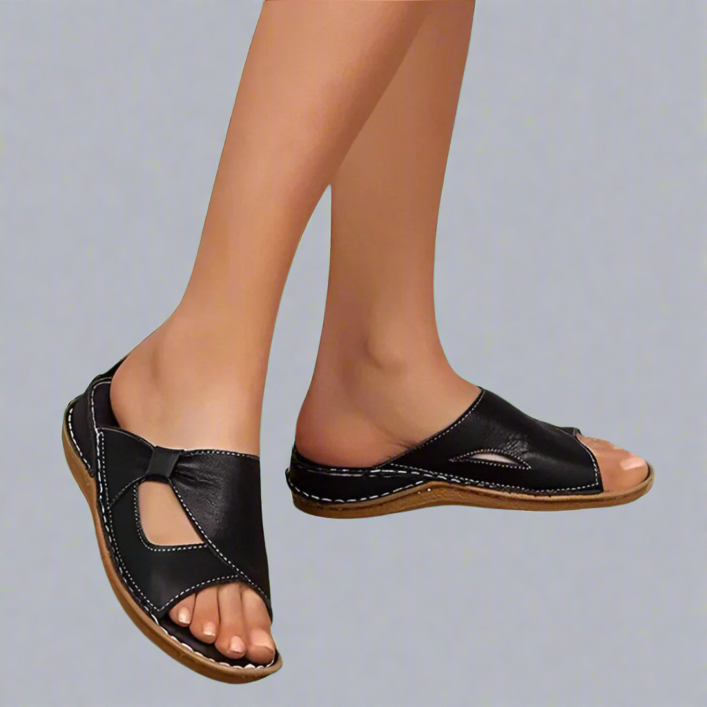 Aisha | Relaxed Slide Sandals