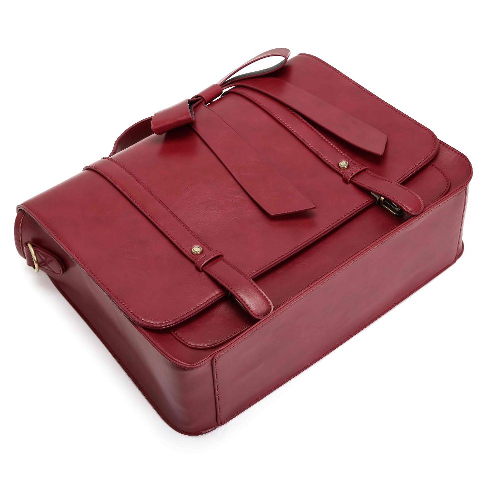 Giulia™ | The knot bag with timeless elegance